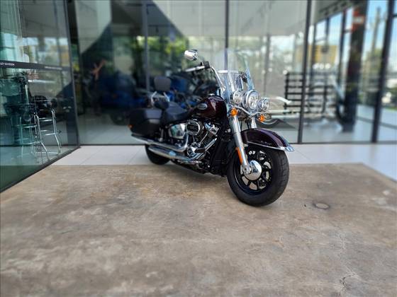 HARLEY-DAVIDSON SOFTAIL HERITAGE CLASSIC 114 HARLEY-DAVIDSON SOFTAIL HERITAGE CLASSIC 114